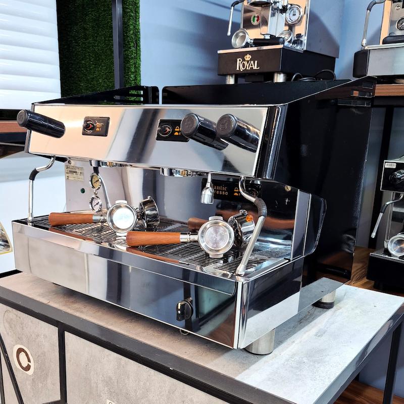 دستگاه اسپرسوساز  دو گروپ برند فیاما مدل آتلانتیک Fiamma Atlantic کارکرده سال ساخت 2013