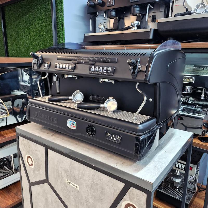 دستگاه اسپرسو دو گروپ مدل لاسپازیاله La Spaziale S5 کارکرده سال ساخت 2018 