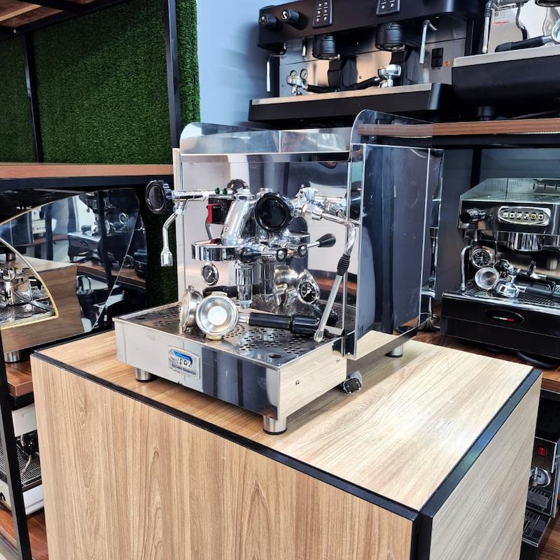 دستگاه اسپرسو تک گروپ مدل تکنو دقیق کارکرده 