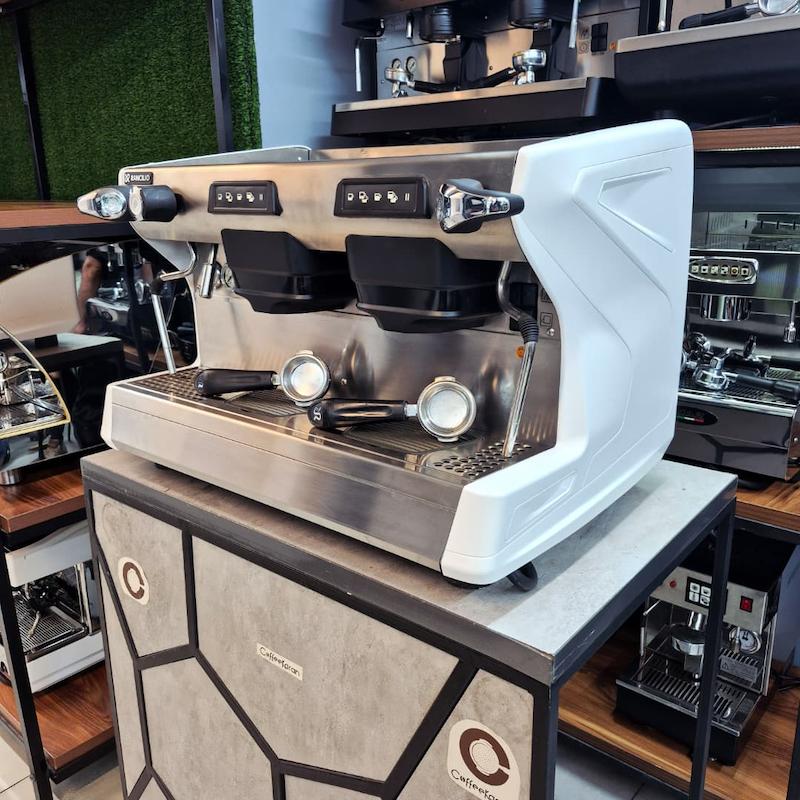 دستگاه اسپرسو دو گروپ مدل رنچیلیو کلاس Rancilio Classe 5 کارکرده سال ساخت 2018