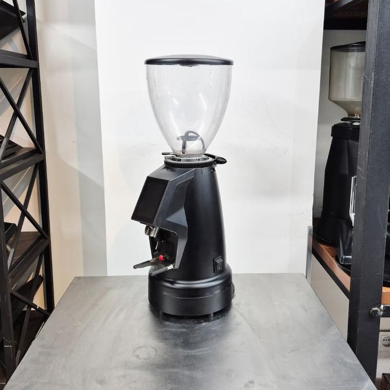 آسیاب قهوه مدل مکپ Macap MI40 Touch کارکرده 