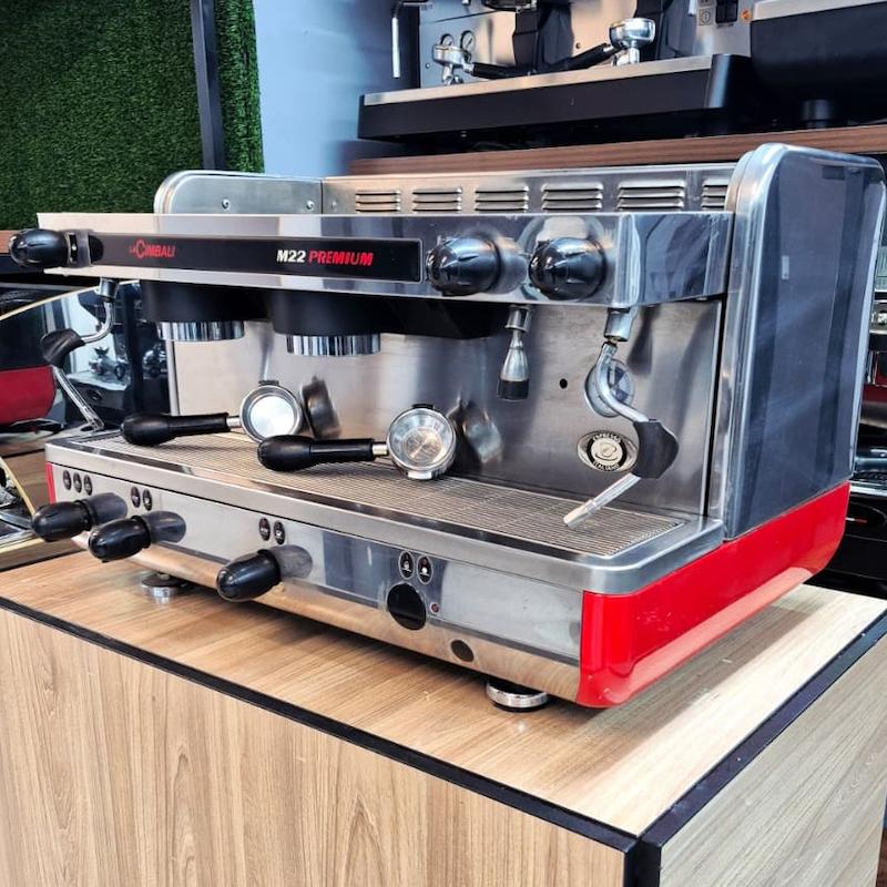دستگاه اسپرسوساز دو گروپ برند  جیمبالیLa Cimbali مدل M22 Premium کارکرده سال ساخت 2006