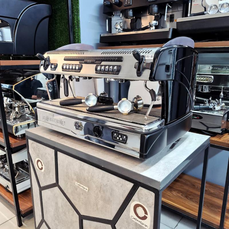 دستگاه اسپرسو دو گروپ مدل لاسپازیاله La Spaziale S5 کارکرده سال ساخت 2019 