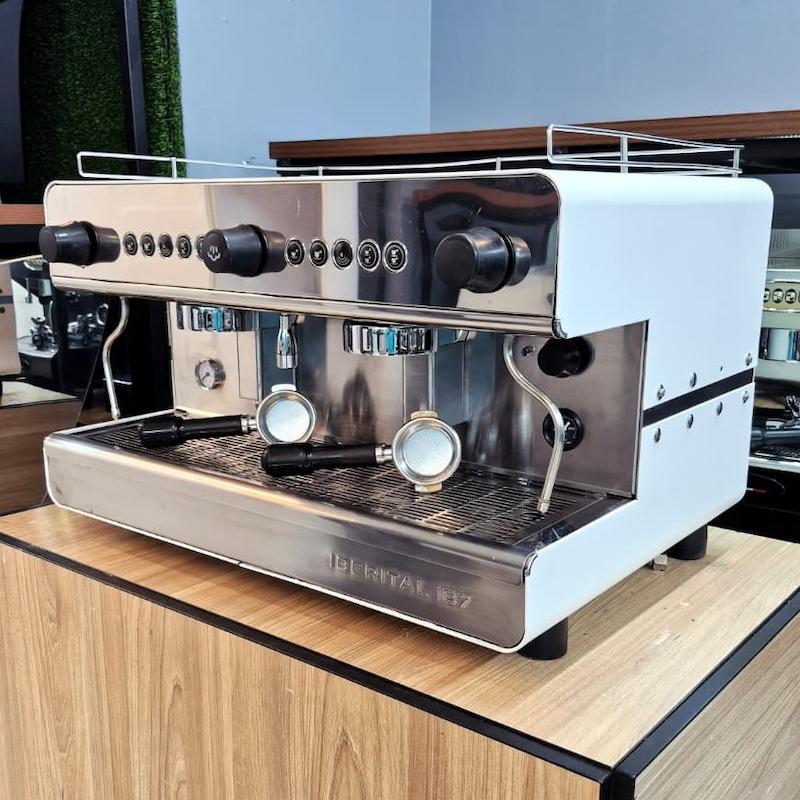 دستگاه اسپرسوساز دو گروپ برند ایبرتال Iberital مدل IB7 کارکرده سال ساخت 2022