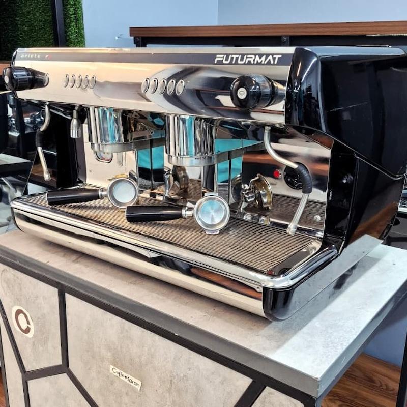 دستگاه اسپرسوساز دو گروپ برند فوتورمت futurmat مدل F3 کارکرده سال ساخت 2021