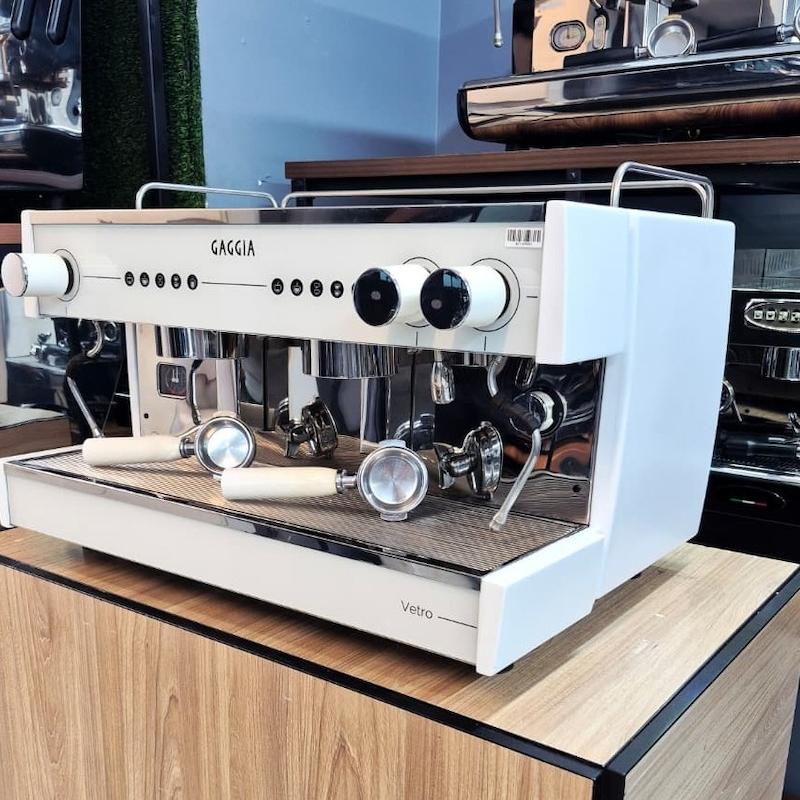 دستگاه اسپرسوساز  دو گروپ برند گاگیا مدل وترو کارکرده سال ساخت 2017