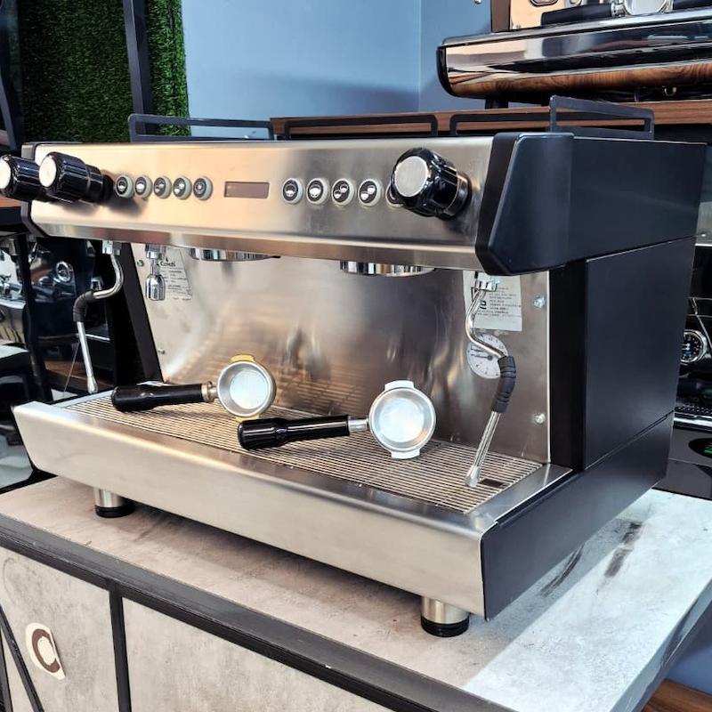 دستگاه اسپرسوساز  دو گروپ برند کنتیConti  مدل  CC102 Evo کارکرده سال ساخت 2022