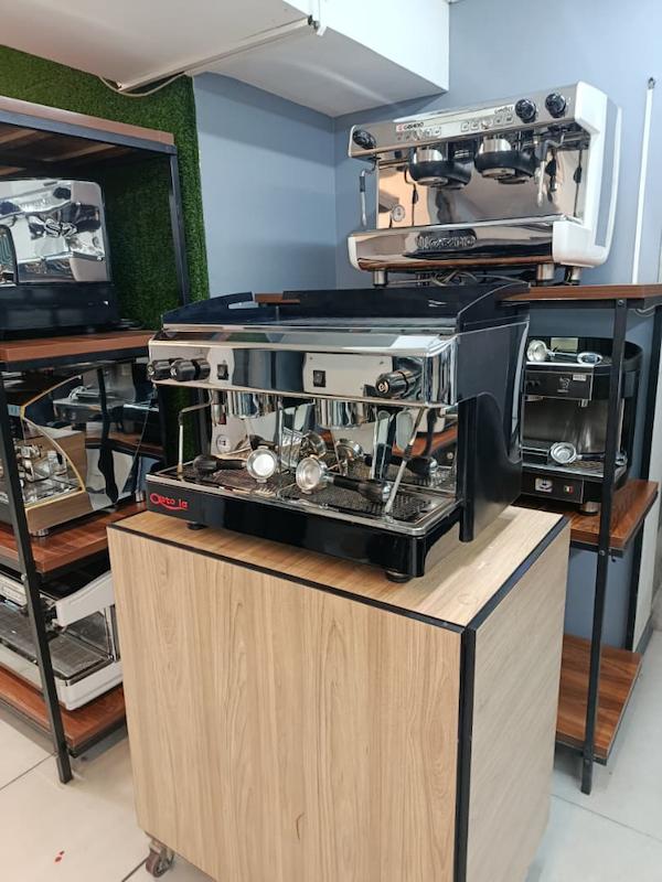 دستگاه اسپرسو دو گروپ مدل آستوریا استارت نیمه اتومات دوگروپ سال ساخت 2016