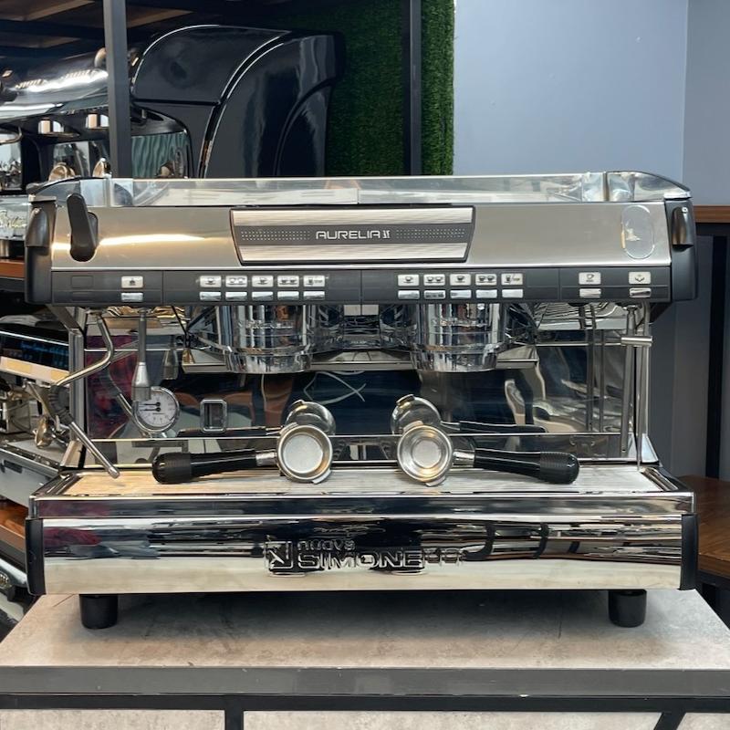  دستگاه اسپرسو ساز برند سیمونلی Nuova simonelliمدل آرلیا Aurelia 2 سال ساخت 2013