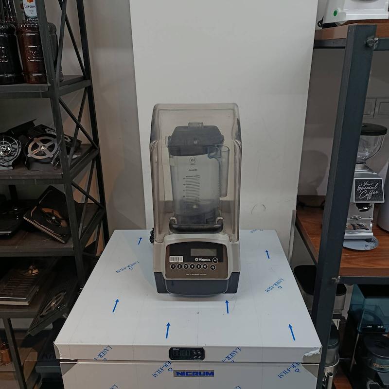 بلندرکاوردار برند  ویتامیکس  Vitamix وات1200