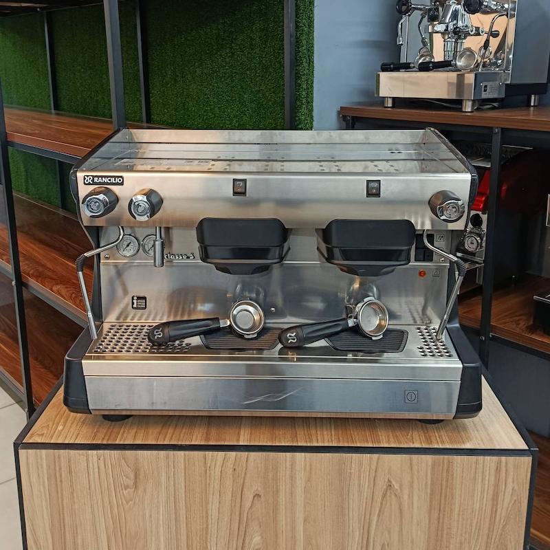 دستگاه اسپرسو ساز دوگروپ برند رنچیلیو مدل کلاس ۵ (Rancilio Classe 5) سال ساخت 2020 کارکرده