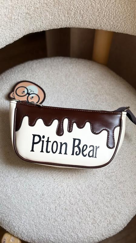 Piton bear
