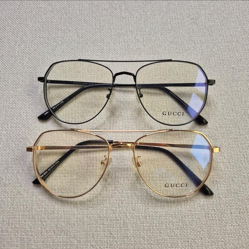 عینک شیشه‌ای