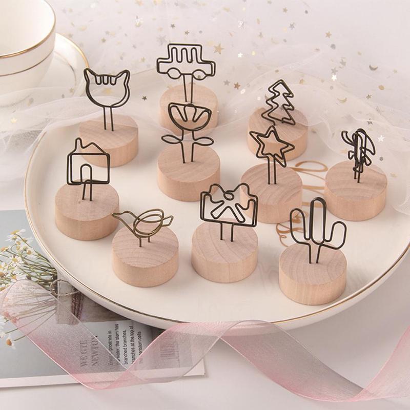 گیره عکس و برگه یادداشت