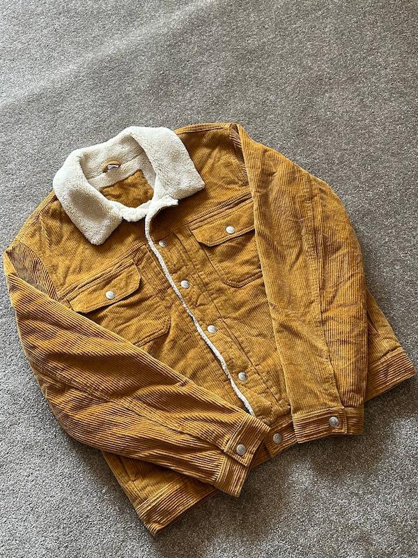 جکت تو پشمی