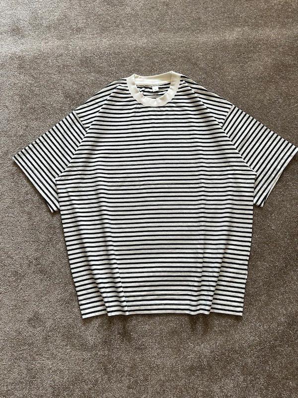 ‏تیشرت راه راه سفید-مشکی