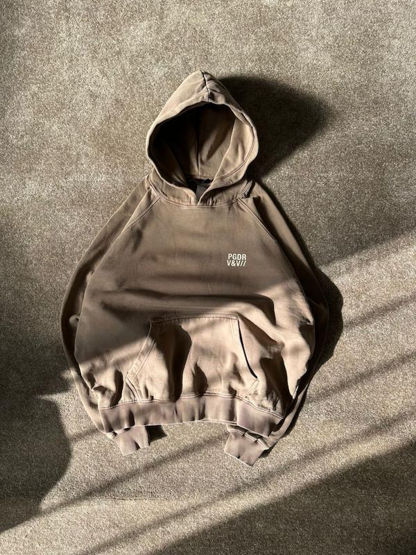 هودی قهوه ای Pegador