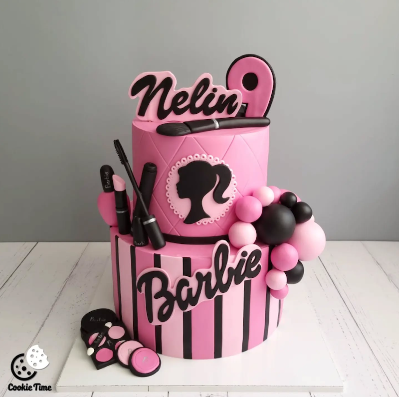کیک Barbie