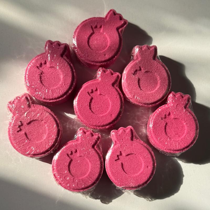 کوکتل پدیکور 50 گرمی طرح انار 