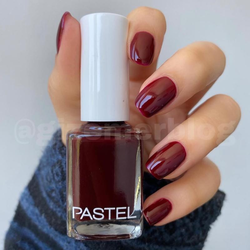 لاک پاستل PASTEL 15 قرمز تیره🇹🇷