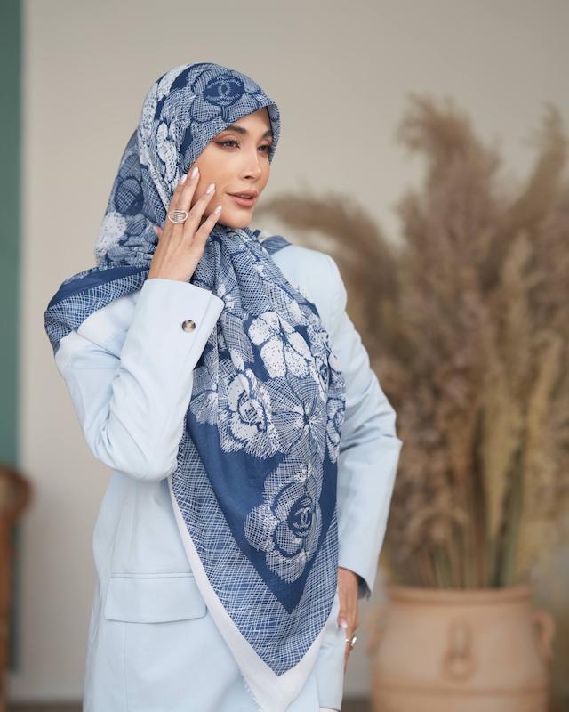 روسری نخی گل خطی قواره ۱۴۰