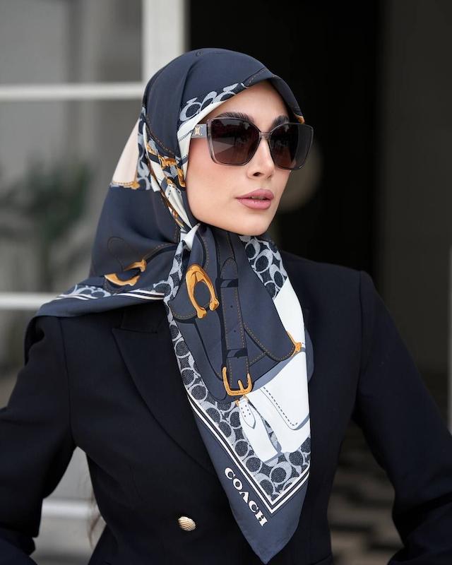 روسری تیویل کوچ قواره ۹۰ 