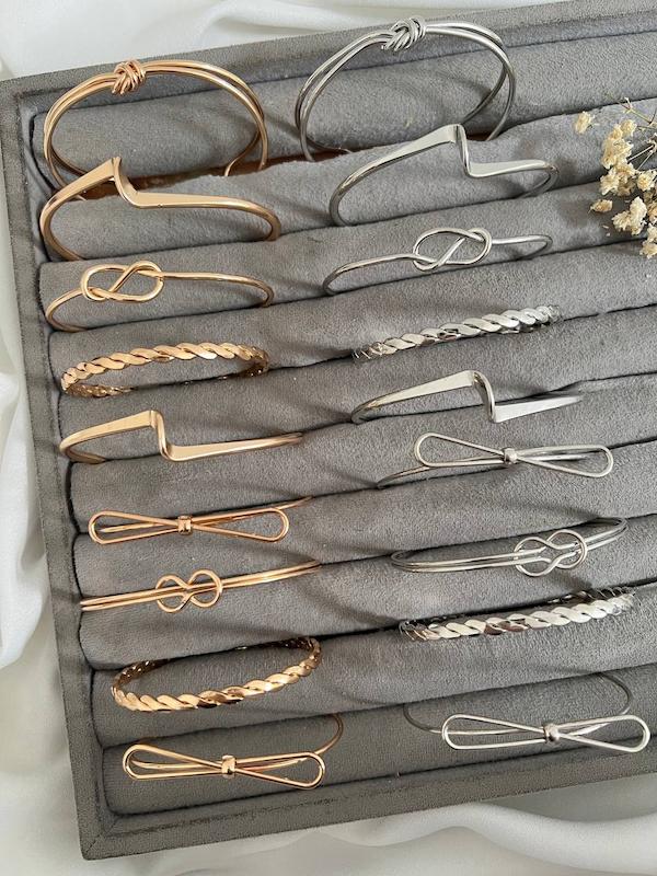 دستبند و بنگلای جشنواره ای