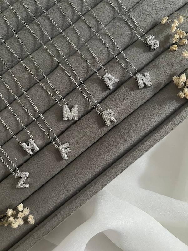 گردنبند حروف جواهری