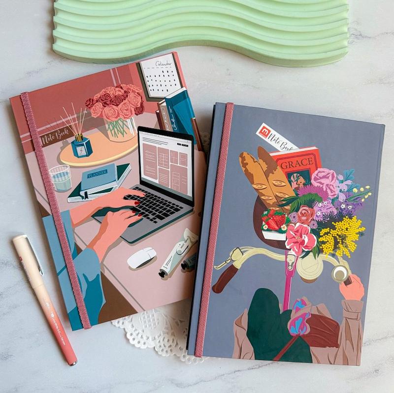 دفتر جلد سخت کش دار