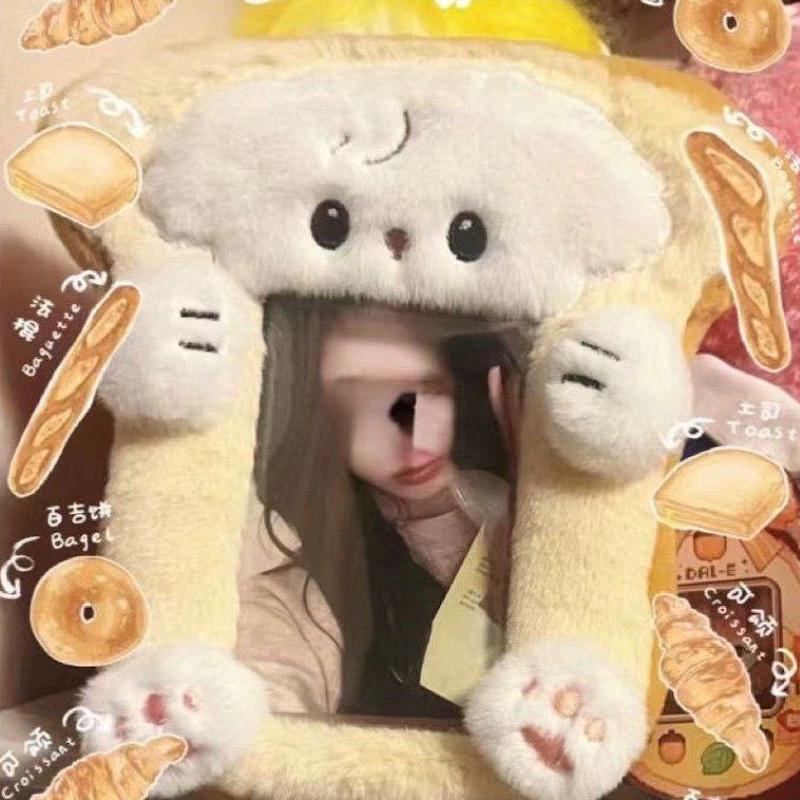 هولدر فتوکارت عروسکی نرمالو Toast Bread Dog