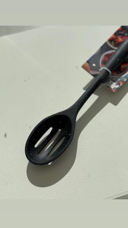 کفگیر و ملاقه سیلیکونی شنگیا کد 301A