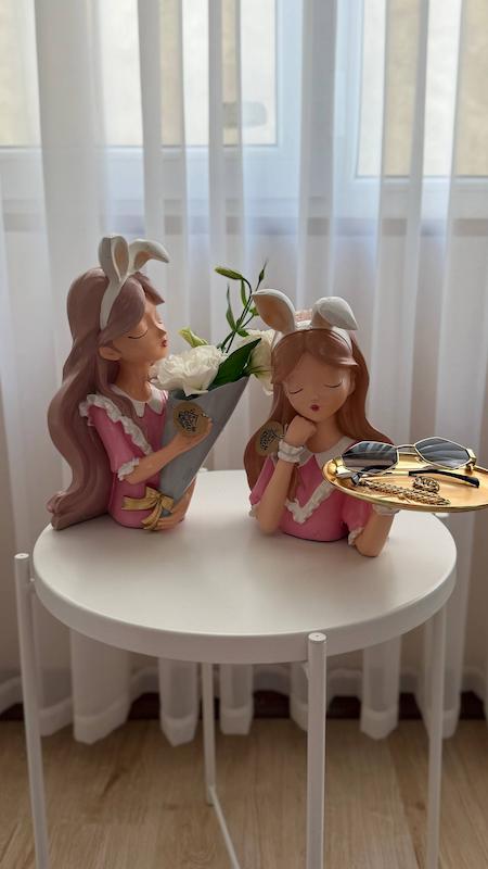 استند دختر سینی به دست و گلدون کد 213A