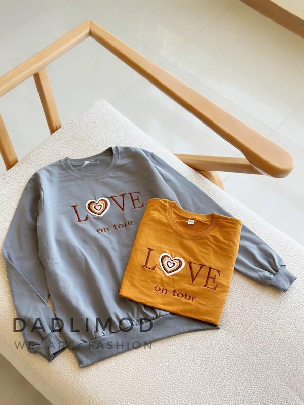 بلوز دورس love  on tourکد محصولL215