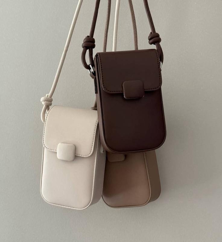 کیف زنانه(دخترانه) دوشی و پاسپورتی با بند گره‌ای کد130C