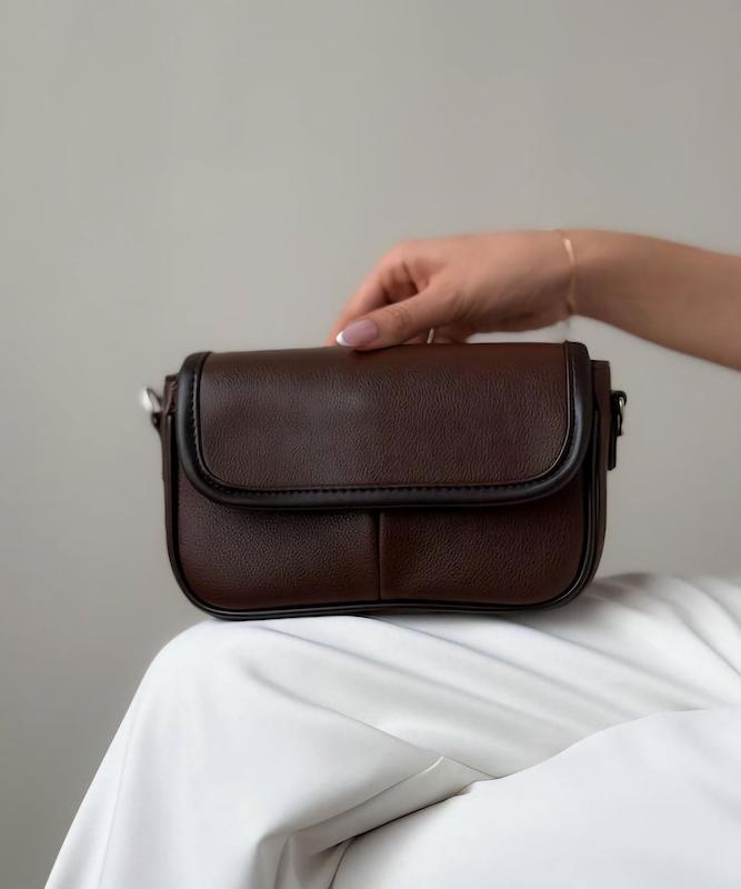 کیف زنانه(دخترانه) دوشی پاسپورتی دوجیب طرح چرم کد131C