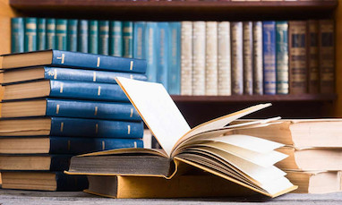 راهنمای انتخاب بهترین منابع وکالت از صفر و روش مطالعه آن‌ها