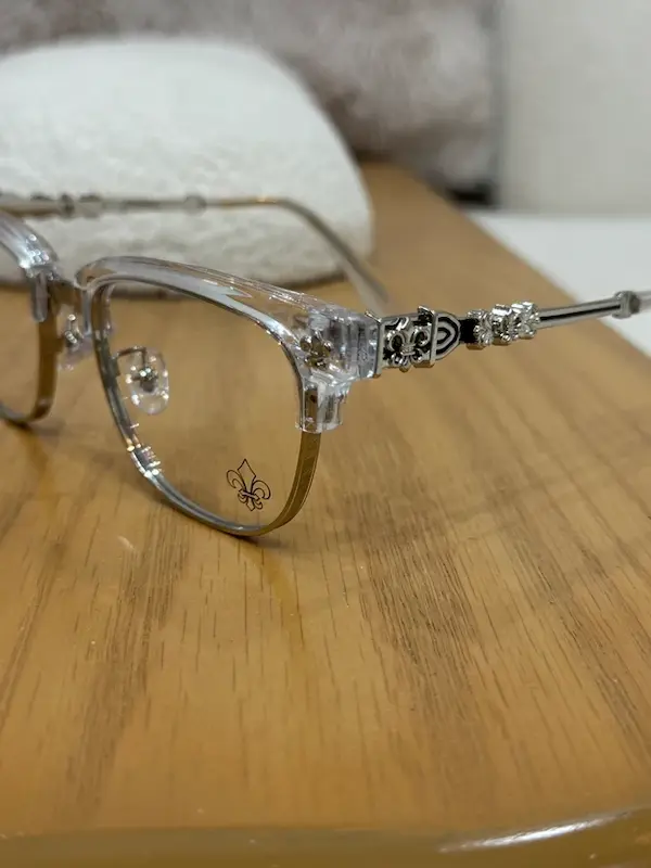 عینک کروم هارتز کد ۵۵۵ Chrome Hearts