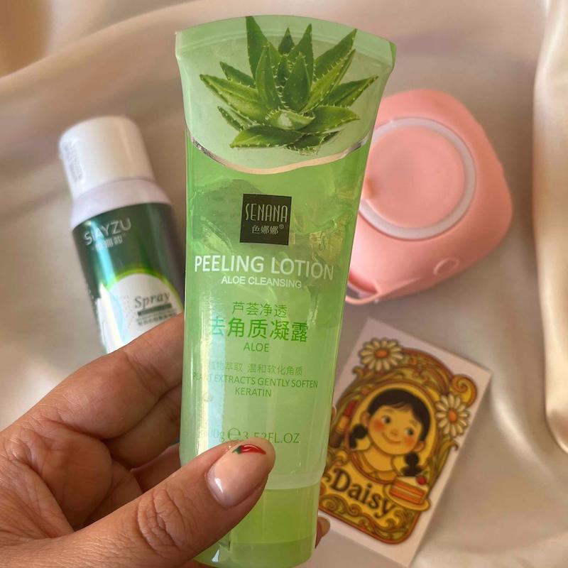 لوسیون لایه‌بردار پاک‌کننده بابونه سنانا