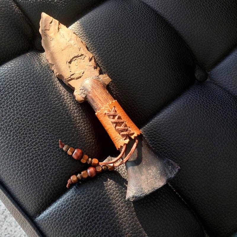 چاقوی عصر الحجری طرح ماتل