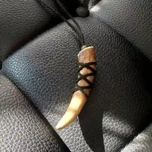 گردنبند سر شاخ گوزن xxx