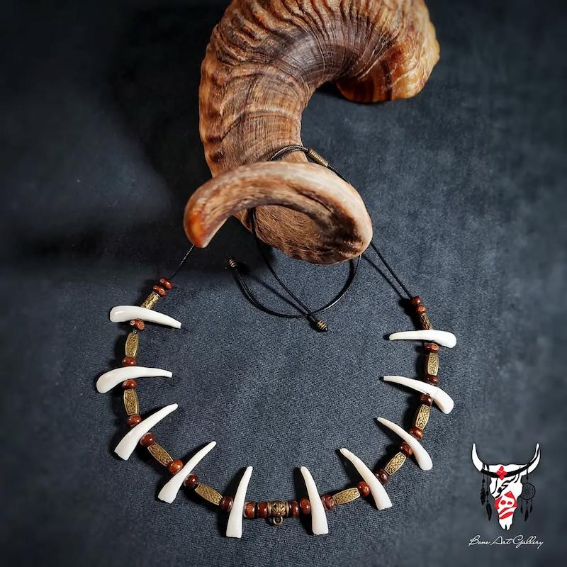 گردنبند دندان سرخپوستی