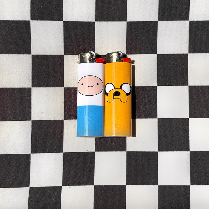 لايتر finn (لايتر آبي سفيد سمت چپ)