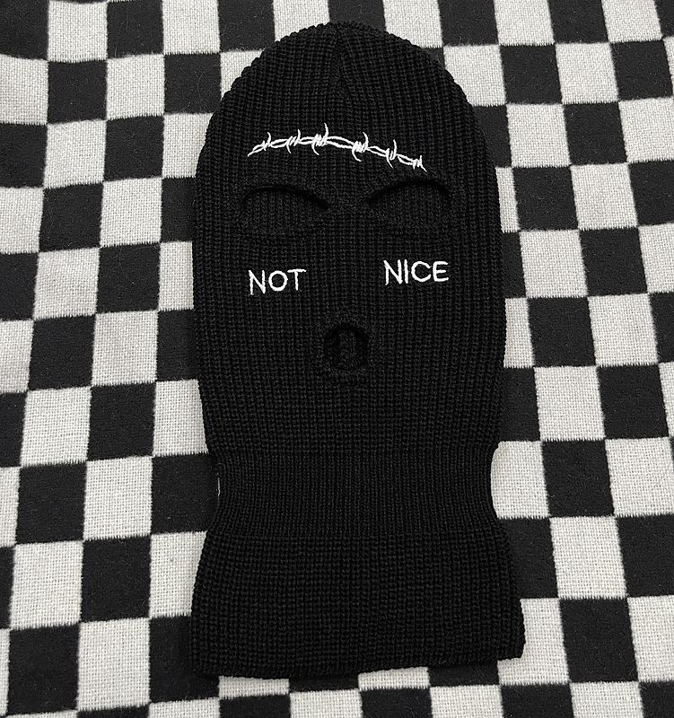 فيس ماسك گلدوزي not nice 