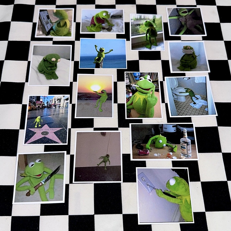 kermit on vacation sticker pack