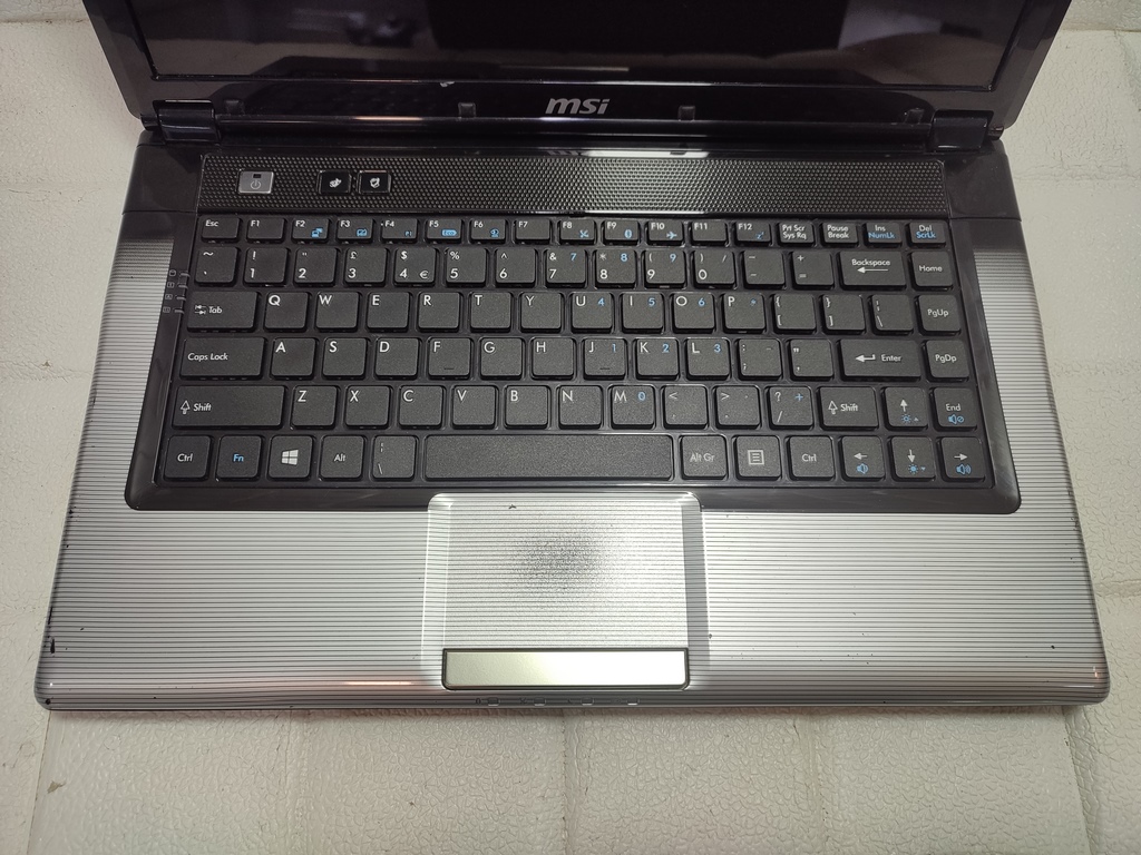 لپ تاپ استوک MSI مدل CX420