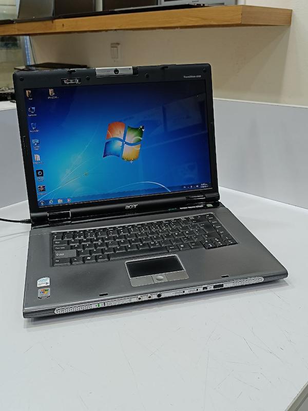 لپ تاپ Acer Travelmate 8200