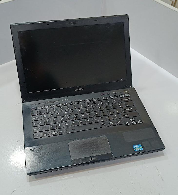 لپ‌تاپ کارکرده Sony Vaio مدل VPCSA i5