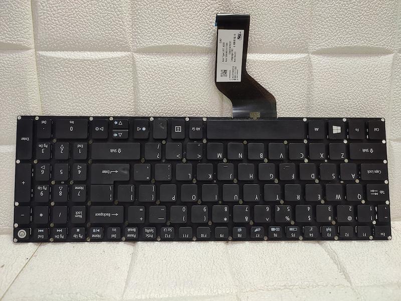 کیبورد لپ تاپ استوک Acer Aspire E15-573G 