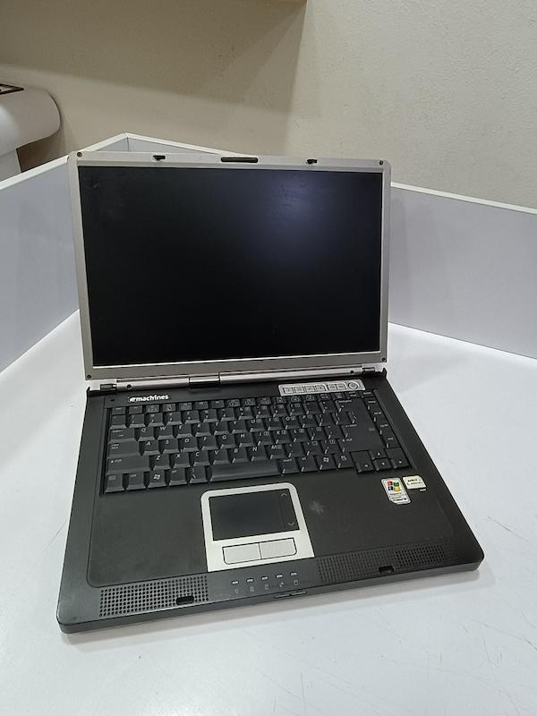 لپ تاپ eMachines M5310 