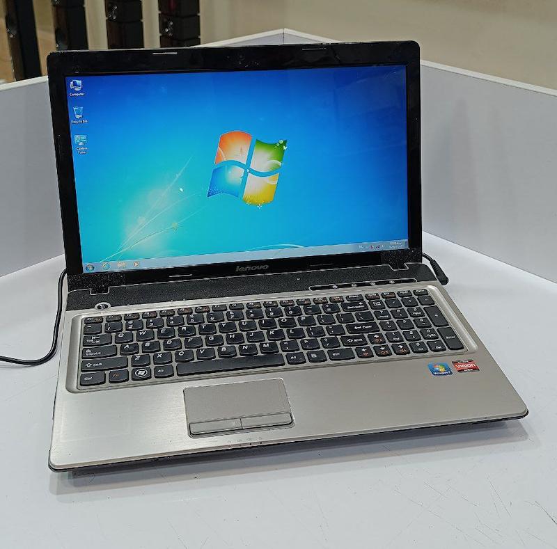 لپ تاپ Lenovo Ideapad Z560